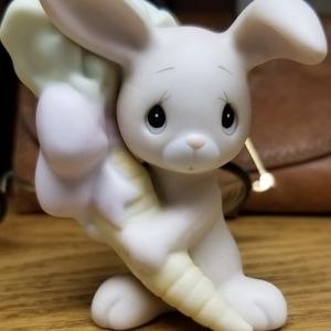 Collectible: Jonathan & David Bunny Figurine